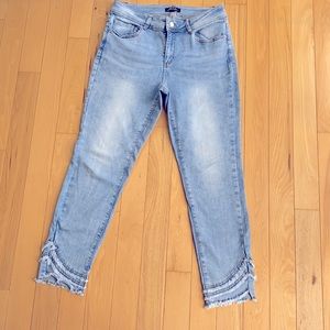 CHARLIEB JEANS - FRAYED HEM
